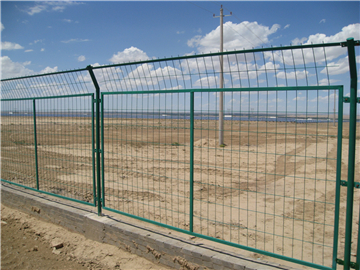 光伏電圍欄 (51).jpg 光伏電圍欄 (51).jpg